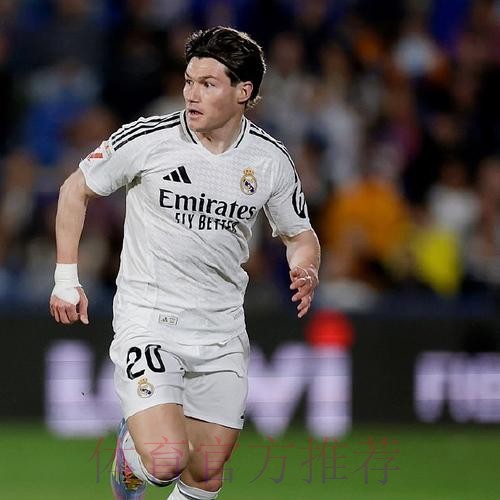 记者:弗兰-加西亚伤势无碍 今日正常参加皇马训练 记者:弗兰-加西亚伤势无碍 今日正常参加皇马训练